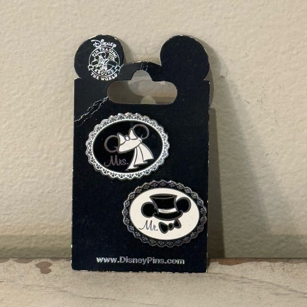 Disney Parks Mr. and Mrs. 2 Pin Set Wedding Pin Set Bride Groom